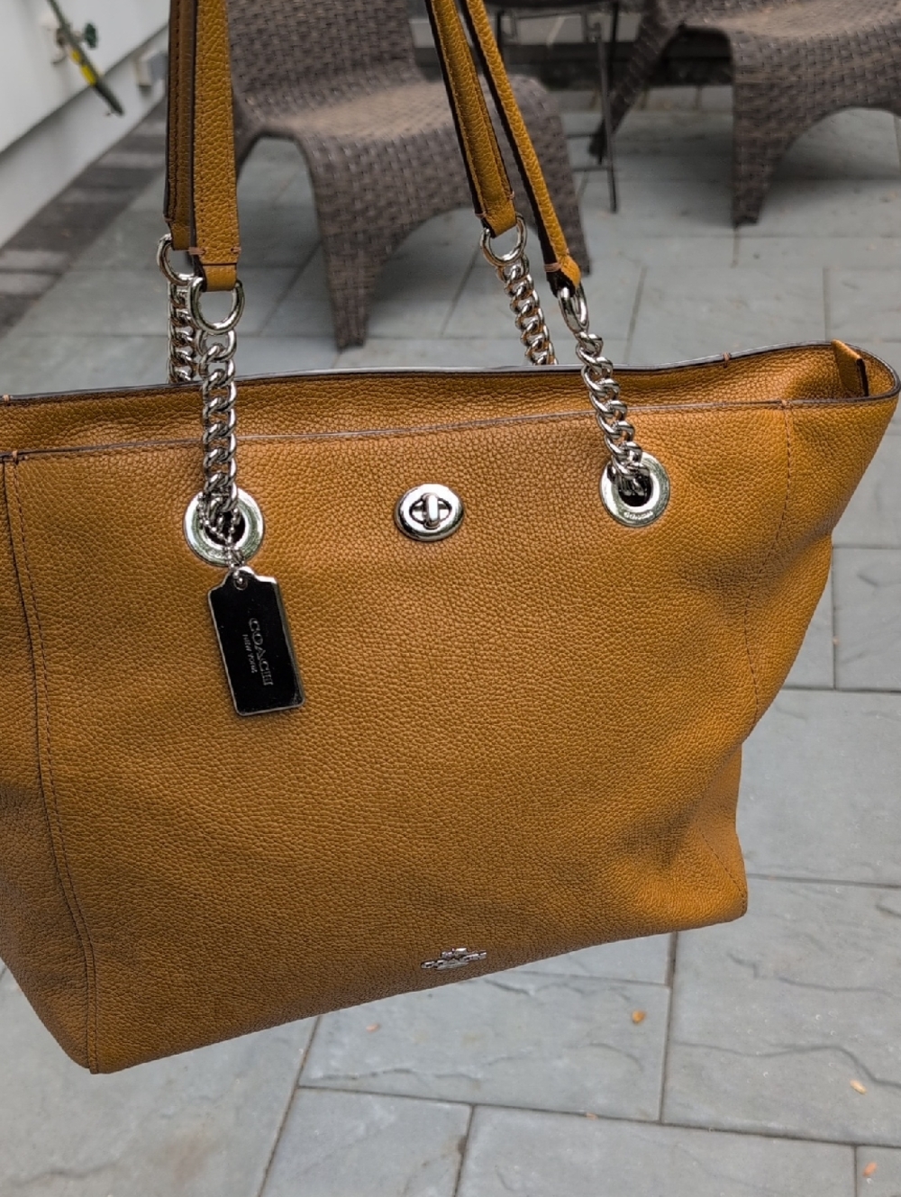 Coach Leather Turnlock Chain  Tote in Warm Tan 56830 - Picture 3 of 14